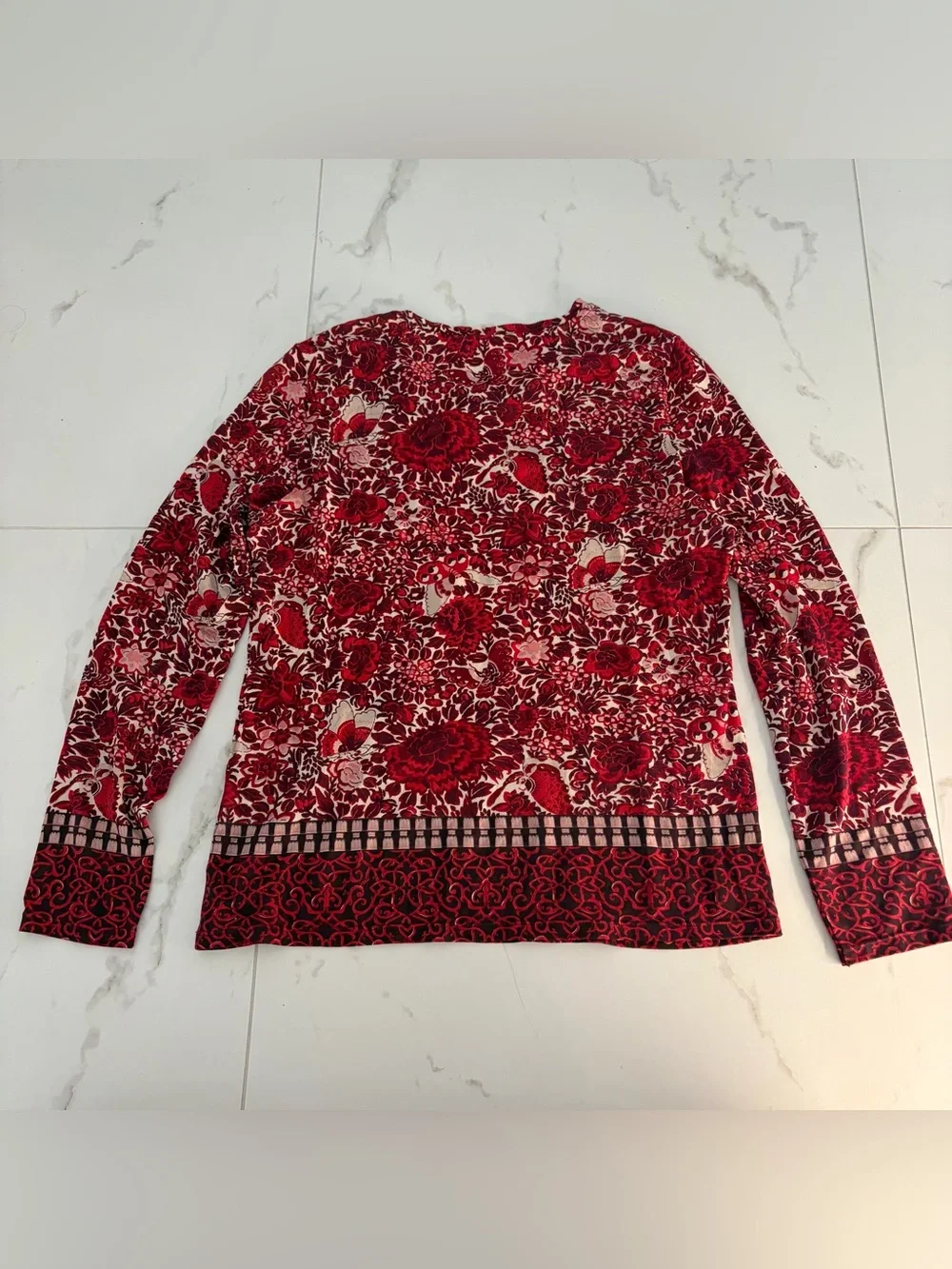 Tory Burch excellent delicate